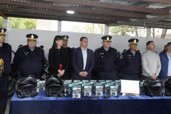 Incorporan equipamiento para la División Motorizada de la Policía