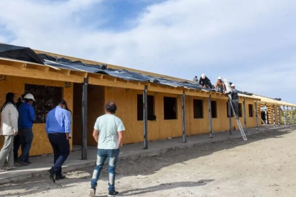 La provincia prevé inaugurar siete escuelas en dos meses