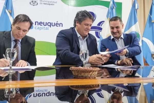 Firmaron convenio para la destrucción de droga en Neuquén capital