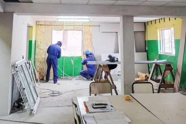 Buen ritmo de avance en la obra de la primaria 308 de Atreuco Arriba