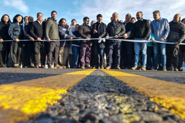 Figueroa inauguró la repavimentación de un tramo de la Ruta Provincial 23