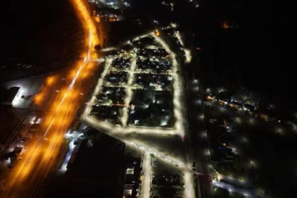 Provincia moderniza el alumbrado público en Centenario