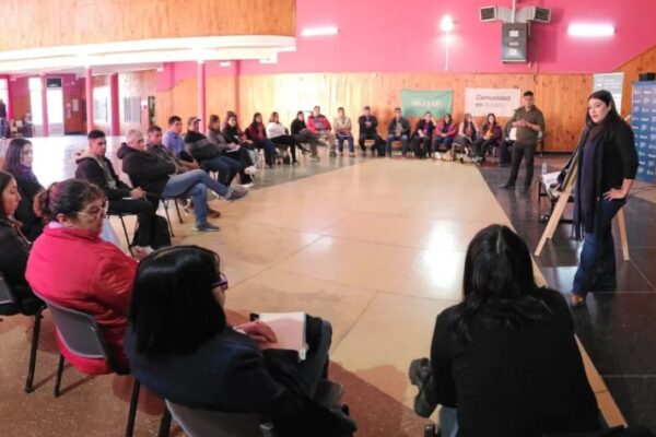 Capacitaron a integrantes de organizaciones de Neuquén capital y el interior