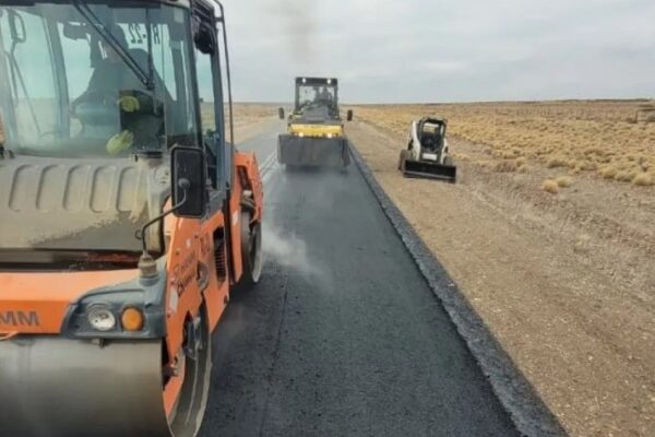 La Provincia comprará asfalto y otros insumos para realizar obras viales