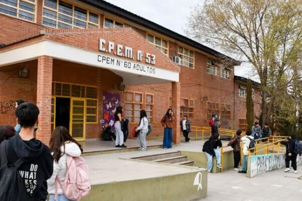 Ya tiene fecha la inscripción para escuelas secundarias