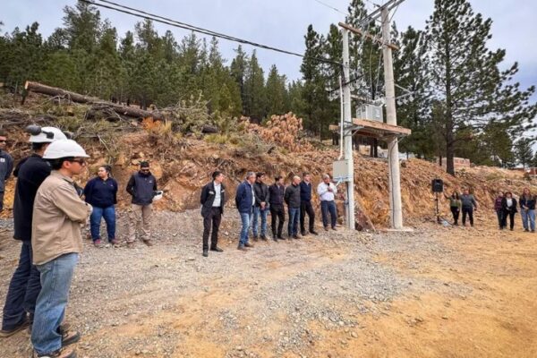 Inauguraron dos obras clave para garantizar el suministro eléctrico en Huinganco