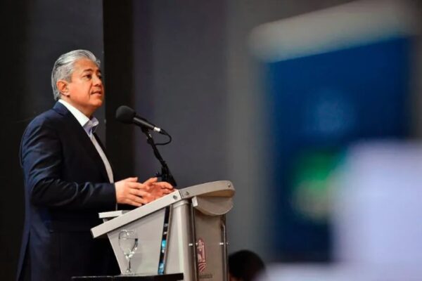 El gobernador anunció una nueva EPET para Cutral Co