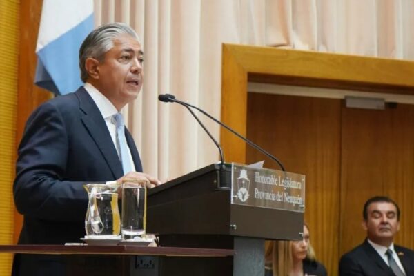 Figueroa fue el primero en someterse al narcotest tras la sanción de la ley