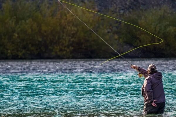 Inicia una nueva temporada de pesca deportiva en Neuquén